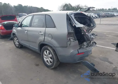 2013 Kia Sorento Lx z USA, uszkodzony, nr VIN 5XYKTDA6XDG407852